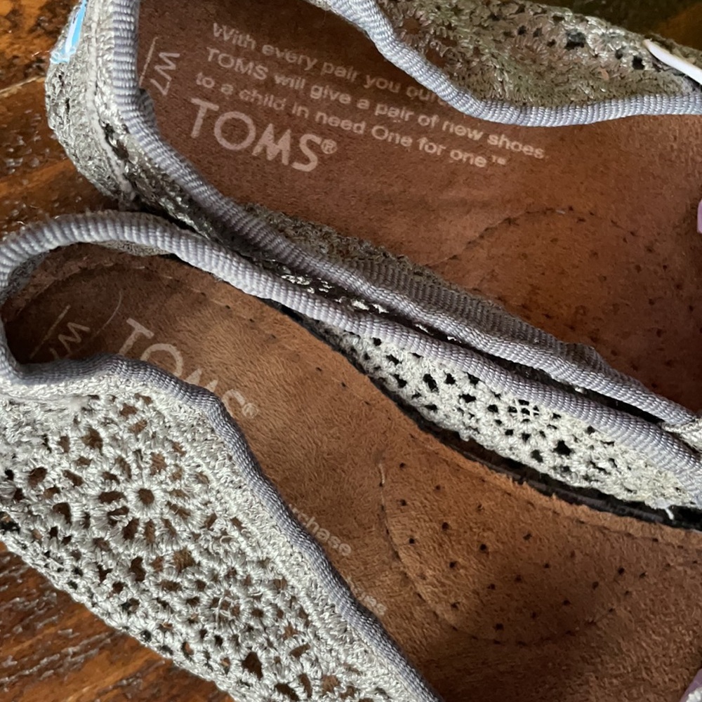 Toms Silver Moroccan Crochet Flat Shoes Women's
